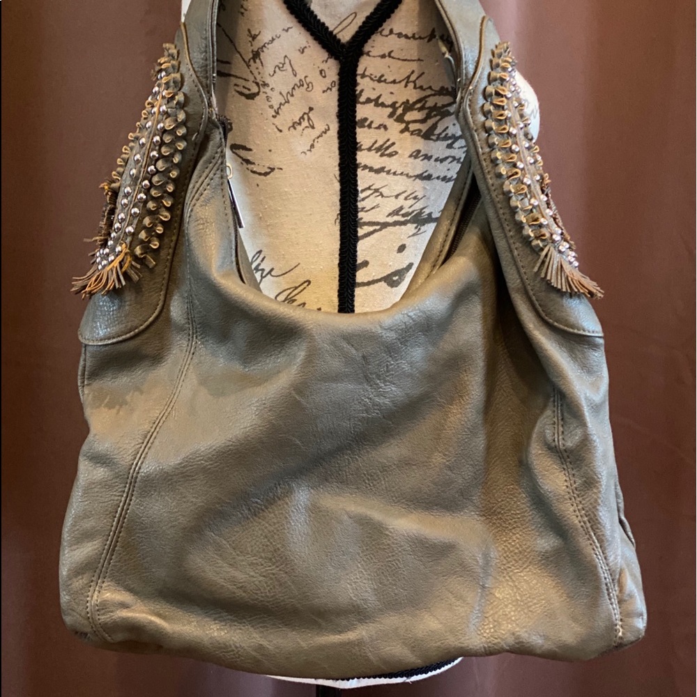 🔥Edgy MMS Design Large Gray Vegan Leather Bag